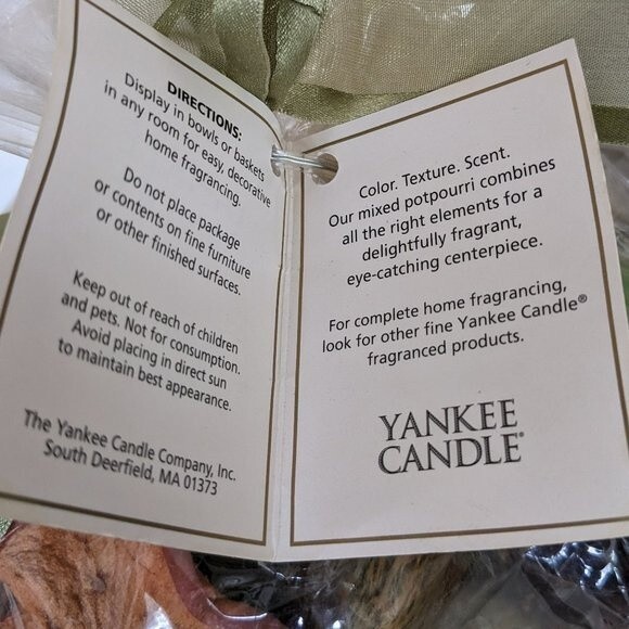 Yankee Candle Granny Smith Fragranced Dry Potpourri Bag, 10 oz. - Picture 7 of 8